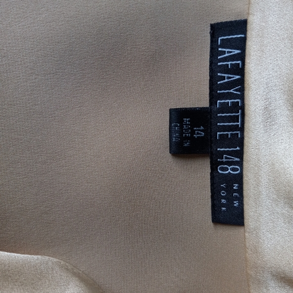 Lafayette 148 Silk Button-down Shirt - Picture 7 of 8